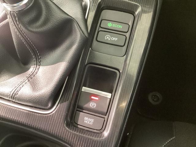 シビック LX 6M/T・Bluetooth・CONNECTディスプレイ・リアカメラ・ETC2.0・前後ドラレコ・禁煙車・ワンオーナー・VSA・カーテンエアバック・シートヒーター・電子パーキング・ブレーキホールド(16枚目)