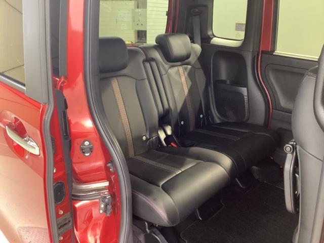 N-BOXカスタム L Bluetooth・純正ナビ・リアカメラ・ETC・前後ドラレコ・禁煙車・ワンオーナー・VSA・カーテンエアバック・両側電動スライドドア・シートヒーター・パーキングセンサー・LEDヘッドライト・記録簿(8枚目)