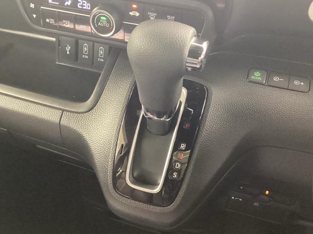 N-BOXカスタム L Bluetooth・純正ナビ・リアカメラ・ETC・前後ドラレコ・禁煙車・ワンオーナー・VSA・カーテンエアバック・両側電動スライドドア・シートヒーター・パーキングセンサー・LEDヘッドライト・記録簿(16枚目)