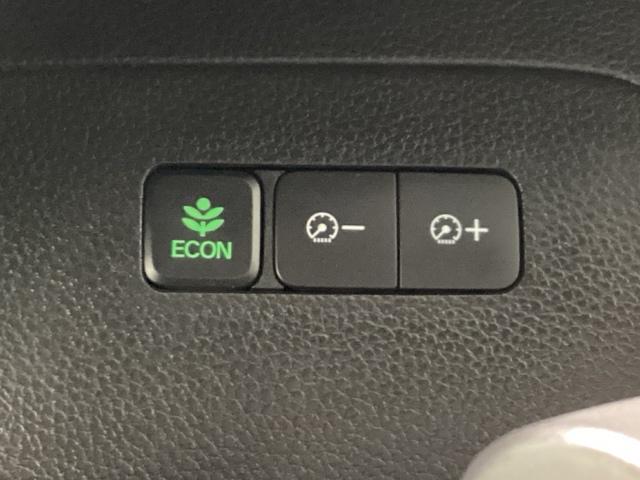 N-BOXカスタム L Bluetooth・純正ナビ・リアカメラ・ETC・前後ドラレコ・禁煙車・ワンオーナー・VSA・カーテンエアバック・両側電動スライドドア・シートヒーター・パーキングセンサー・LEDヘッドライト・記録簿(17枚目)