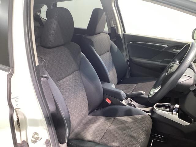 フィット 13G・Lパッケージ Bluetooth・純正ナビ・リアカメラ・ETC・禁煙車・ワンオーナー・安心パッケージ・VSA・サイドカーテンエアバック・HIDヘッドライト・オートA/C・クルーズコントロール・取扱説明書・記録簿(7枚目)