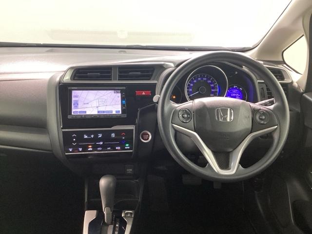 フィット 13G・Lパッケージ Bluetooth・純正ナビ・リアカメラ・ETC・禁煙車・ワンオーナー・安心パッケージ・VSA・サイドカーテンエアバック・HIDヘッドライト・オートA/C・クルーズコントロール・取扱説明書・記録簿(9枚目)