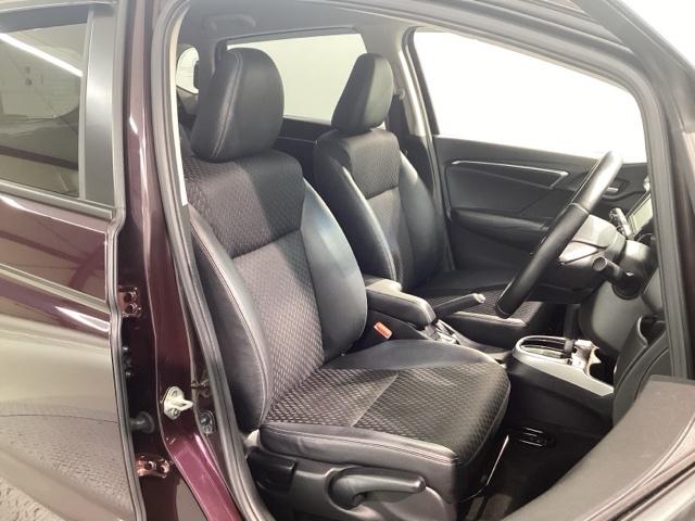 フィット 15XL Bluetooth・純正ナビ・リアカメラ・ETC・禁煙車・安心パッケージ・VAS・サイドカーテンエアバック・シートヒーター・HIDヘッドライト・ドアバイザー・オートA/C・スペアキー・スマートキー(6枚目)