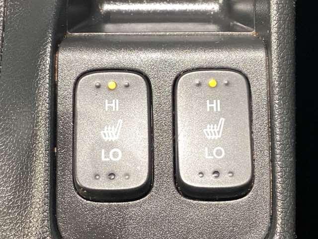 フィット 15XL Bluetooth・純正ナビ・リアカメラ・ETC・禁煙車・安心パッケージ・VAS・サイドカーテンエアバック・シートヒーター・HIDヘッドライト・ドアバイザー・オートA/C・スペアキー・スマートキー(14枚目)