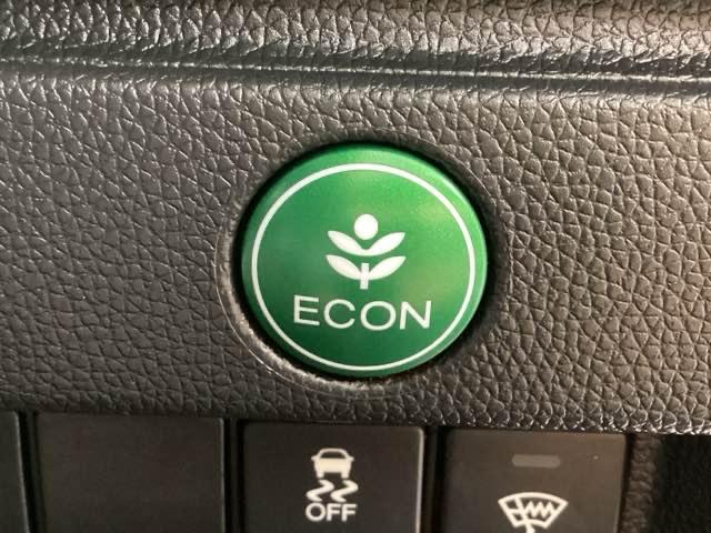 フィット 15XL Bluetooth・純正ナビ・リアカメラ・ETC・禁煙車・安心パッケージ・VAS・サイドカーテンエアバック・シートヒーター・HIDヘッドライト・ドアバイザー・オートA/C・スペアキー・スマートキー(18枚目)