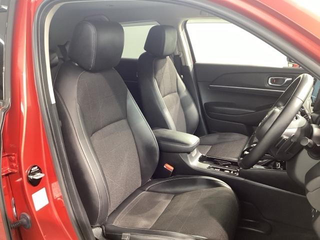 ヴェゼル e:HEVZ Bluetooth・純正ナビ・リアカメラ・ETC・前後ドラレコ・禁煙車・ワンオーナー・VSA・サイドカーテンエアバック・電子パーキング・ブレーキホールド・シートヒーター・パワーテールゲート・取扱説明書(7枚目)