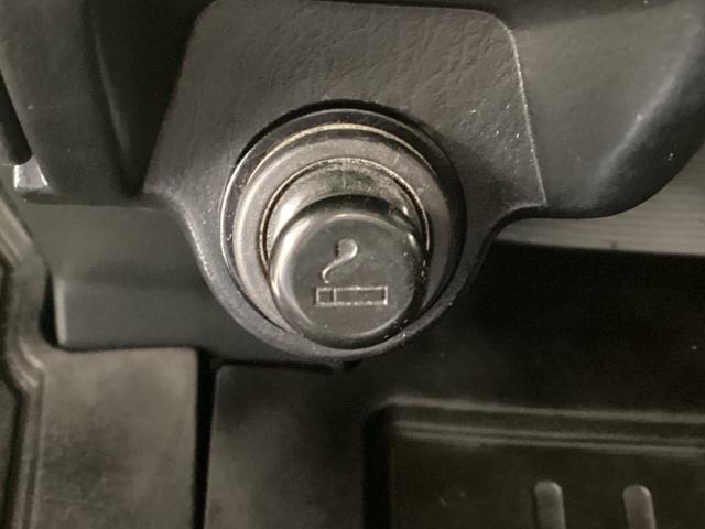 アクティバン SDX AM/FMチューナー・キーレスエントリー・SRSエアバック・エアコン・パワステ・箱バン・禁煙車・ワンオーナー・ドアバイザー・ドリンクホルダー・取扱説明書・記録簿・スペアキー(12枚目)