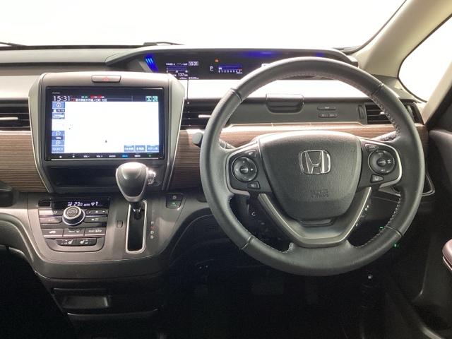 フリード クロスター・ホンダセンシング　Ｂｌｕｅｔｏｏｔｈ・純正ナビ・リアカメラ・ＥＴＣ２．０・前後ドラレコ・禁煙車・ワンオーナー・ＶＳＡ・サイドカーテンエアバック・両側電動スライドドア・シートヒーター・パーキングセンサー・オートＡ／Ｃ（10枚目）