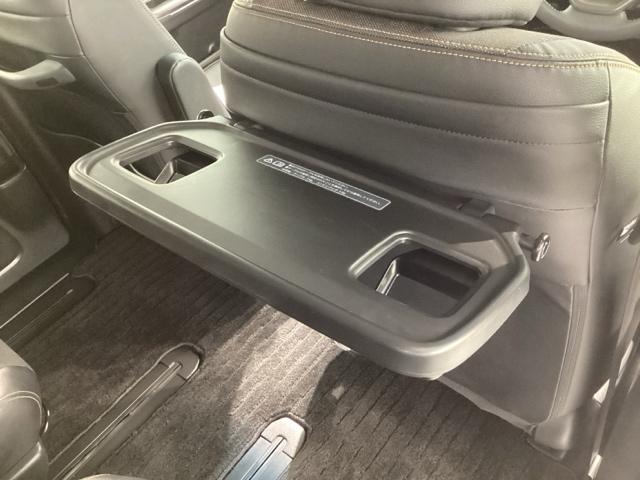 フリード クロスター・ホンダセンシング　Ｂｌｕｅｔｏｏｔｈ・純正ナビ・リアカメラ・ＥＴＣ２．０・前後ドラレコ・禁煙車・ワンオーナー・ＶＳＡ・サイドカーテンエアバック・両側電動スライドドア・シートヒーター・パーキングセンサー・オートＡ／Ｃ（27枚目）