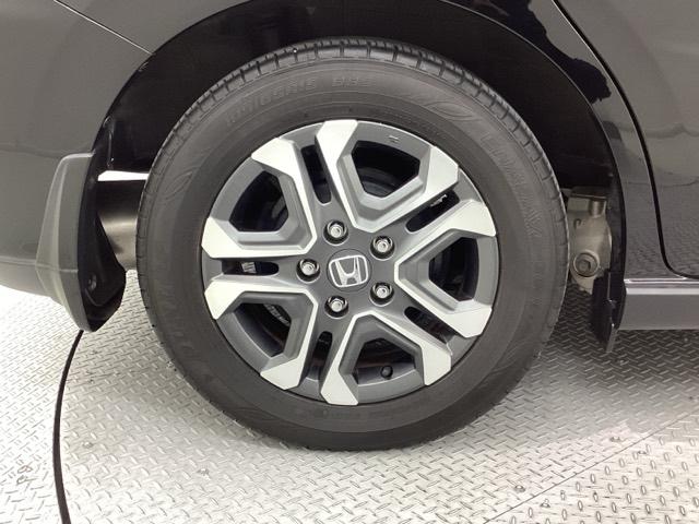 フリード クロスター・ホンダセンシング　Ｂｌｕｅｔｏｏｔｈ・純正ナビ・リアカメラ・ＥＴＣ２．０・前後ドラレコ・禁煙車・ワンオーナー・ＶＳＡ・サイドカーテンエアバック・両側電動スライドドア・シートヒーター・パーキングセンサー・オートＡ／Ｃ（33枚目）