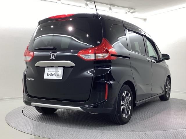 フリード クロスター・ホンダセンシング　Ｂｌｕｅｔｏｏｔｈ・純正ナビ・リアカメラ・ＥＴＣ２．０・前後ドラレコ・禁煙車・ワンオーナー・ＶＳＡ・サイドカーテンエアバック・両側電動スライドドア・シートヒーター・パーキングセンサー・オートＡ／Ｃ（39枚目）