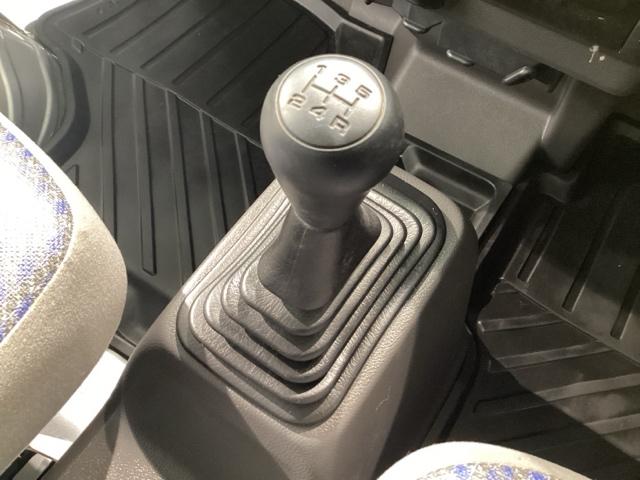 アクティトラック SDX AM/FMチューナー・エアコン・5M/T・禁煙車・ワンオーナー・エアバック・EPS(12枚目)
