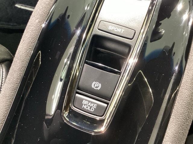 ヴェゼル ハイブリッドＲＳ・ホンダセンシング　Ｂｌｕｅｔｏｏｔｈ・純正ナビ・リアカメラ・ＥＴＣ・前後ドラレコ・禁煙車・ＶＳＡ・カーテンエアバック・電子パーキング・ブレーキホールド・シートヒーター・車両接近警報装置・オートＡ／Ｃ・取扱説明書・記録簿（16枚目）