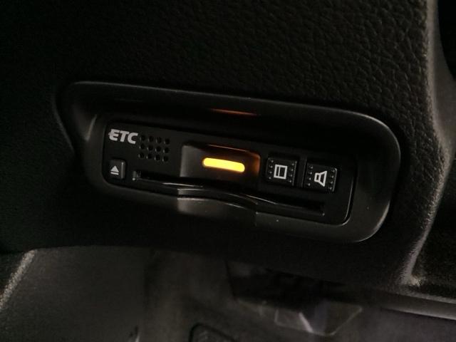 ヴェゼル ハイブリッドＲＳ・ホンダセンシング　Ｂｌｕｅｔｏｏｔｈ・純正ナビ・リアカメラ・ＥＴＣ・前後ドラレコ・禁煙車・ＶＳＡ・カーテンエアバック・電子パーキング・ブレーキホールド・シートヒーター・車両接近警報装置・オートＡ／Ｃ・取扱説明書・記録簿（21枚目）