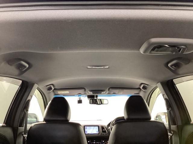 ヴェゼル ハイブリッドＲＳ・ホンダセンシング　Ｂｌｕｅｔｏｏｔｈ・純正ナビ・リアカメラ・ＥＴＣ・前後ドラレコ・禁煙車・ＶＳＡ・カーテンエアバック・電子パーキング・ブレーキホールド・シートヒーター・車両接近警報装置・オートＡ／Ｃ・取扱説明書・記録簿（26枚目）