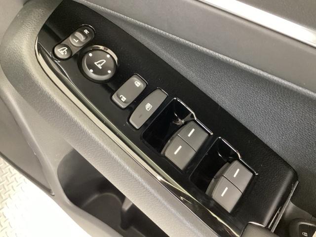 ヴェゼル e:HEVZ Bluetooth・CONNECTディスプレイ・マルチビューカメラ・ETC2.0・前後ドラレコ・禁煙車・VSA・カーテンエアバック・パワーテールゲート・シートヒーター・電子パーキング・ブレーキホールド(25枚目)