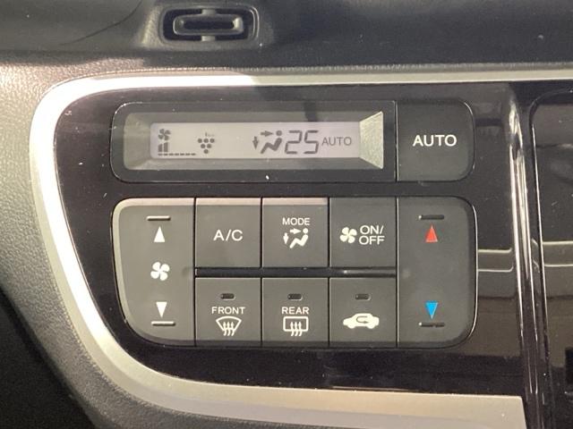 Ｎ－ＢＯＸカスタム Ｇ・Ｌパッケージ　Ｂｌｕｅｔｏｏｔｈ・純正ナビ・リアカメラ・ＥＴＣ・安心パッケージ・禁煙車・ワンオーナー・ＶＳＡ・ＳＲＳエアバック・両側電動スライドドア・ＨＩＤヘッドライト・スマートキー・取扱説明書・記録簿・スペアキー（13枚目）