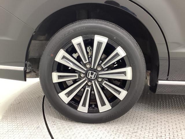 ステップワゴン ｅ：ＨＥＶスパーダプレミアムライン　Ｂｌｕｅｔｏｏｔｈ・純正ナビ・リアカメラ・ＥＴＣ２．０・ドラレコ・禁煙車・ワンオーナー・ＶＳＡ・サイドカーテンエアバック・パワーテールゲート・電子パーキング・ブレーキホールド・シートヒーター（35枚目）