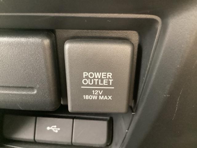 ステップワゴンスパーダ スパーダ・クールスピリットホンダセンシング　Ｂｌｕｅｔｏｏｔｈ・純正ナビ・リアカメラ・リヤ席モニター・エンスタ・ＥＴＣ２．０・前後ドラレコ・禁煙車・ワンオーナー・ＶＳＡ・カーテンエアバック・シートヒーター・両側電動スライドドア・取扱説明書（17枚目）