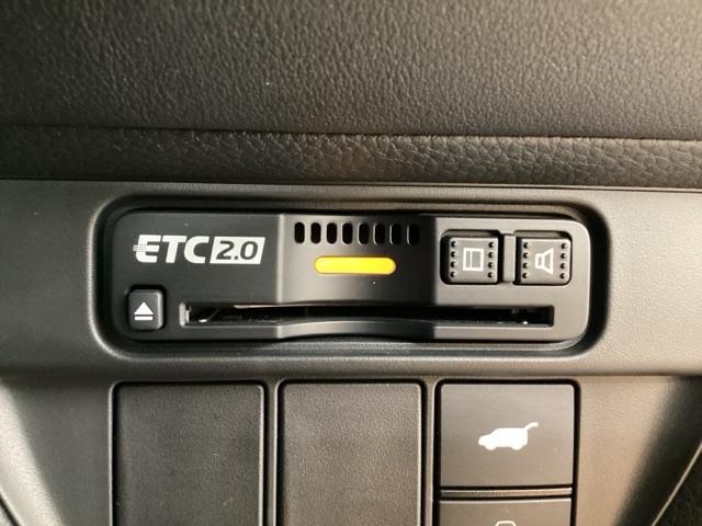 ＺＲ－Ｖ ｅ：ＨＥＶＺ　Ｂｌｕｅｔｏｏｔｈ・ＣＯＮＮＥＣＴディスプレイ・マルチビューカメラ・ＥＴＣ２．０・ＶＳＡ・カーテンエアバック・本革シート・パワーシート・シートヒーター・ステアリングヒーター・パワーテールゲート（23枚目）