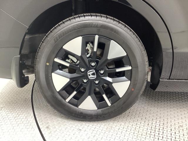 ステップワゴン ｅ：ＨＥＶエアー　当社デモカー・Ｂｌｕｅｔｏｏｔｈ・純正ナビ・マルチビューカメラ・ＥＴＣ２．０・前後ドラレコ・禁煙車・電動バックドア・ＶＳＡ・カーテンエアバック・シートヒーター電子パーキング・ブレーキホールド（36枚目）