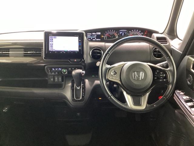 N-BOXカスタム G・Lターボホンダセンシング 当社デモカー・Bluetooth・純正ナビ・リアカメラ・ETC・ドラレコ・禁煙車・VSA・サイドカーテンエアバック・両側電動スライドドア・LEDヘッドライト・取扱説明書・記録簿・スペアキー(11枚目)