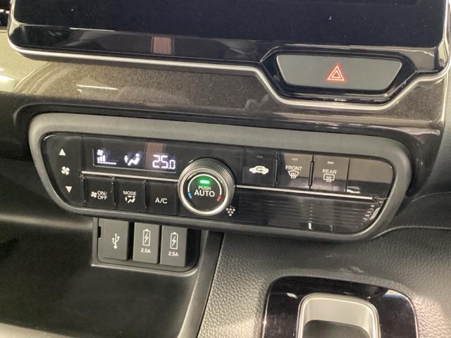 N-BOXカスタム G・Lターボホンダセンシング 当社デモカー・Bluetooth・純正ナビ・リアカメラ・ETC・ドラレコ・禁煙車・VSA・サイドカーテンエアバック・両側電動スライドドア・LEDヘッドライト・取扱説明書・記録簿・スペアキー(14枚目)