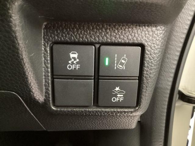 N-BOXカスタム G・Lターボホンダセンシング 当社デモカー・Bluetooth・純正ナビ・リアカメラ・ETC・ドラレコ・禁煙車・VSA・サイドカーテンエアバック・両側電動スライドドア・LEDヘッドライト・取扱説明書・記録簿・スペアキー(22枚目)