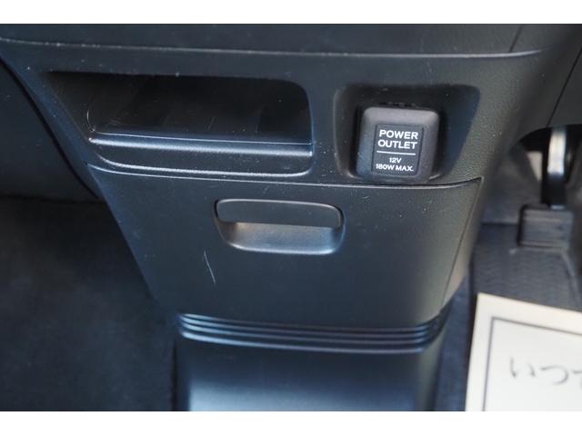 N-BOX GSSパッケージ 両側パワースライド/社外ナビ/横滑り防止/ABS/運転席助手席エアバッグ/TV/ディスチャージヘッドライト/アルミホイール/(18枚目)