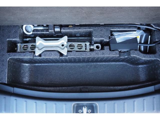 N-BOX GSSパッケージ 両側パワースライド/社外ナビ/横滑り防止/ABS/運転席助手席エアバッグ/TV/ディスチャージヘッドライト/アルミホイール/(31枚目)