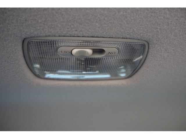 N-BOX GSSパッケージ 両側パワースライド/社外ナビ/横滑り防止/ABS/運転席助手席エアバッグ/TV/ディスチャージヘッドライト/アルミホイール/(35枚目)