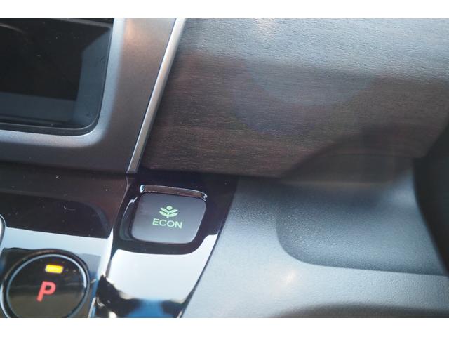 フリードハイブリッド ハイブリッド・ＥＸ　ホンダセンシング／衝突軽減ブレーキ／クルーズコントロール／両側パワースライドドア／ＬＥＤヘッドライト／アルミホイール／純正ナビ／ＴＶ（ワンセグ）／バックカメラ／アップルカープレイ／（11枚目）