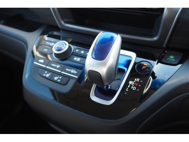 フリードハイブリッド ハイブリッド・ＥＸ　ホンダセンシング／衝突軽減ブレーキ／クルーズコントロール／両側パワースライドドア／ＬＥＤヘッドライト／アルミホイール／純正ナビ／ＴＶ（ワンセグ）／バックカメラ／アップルカープレイ／（12枚目）