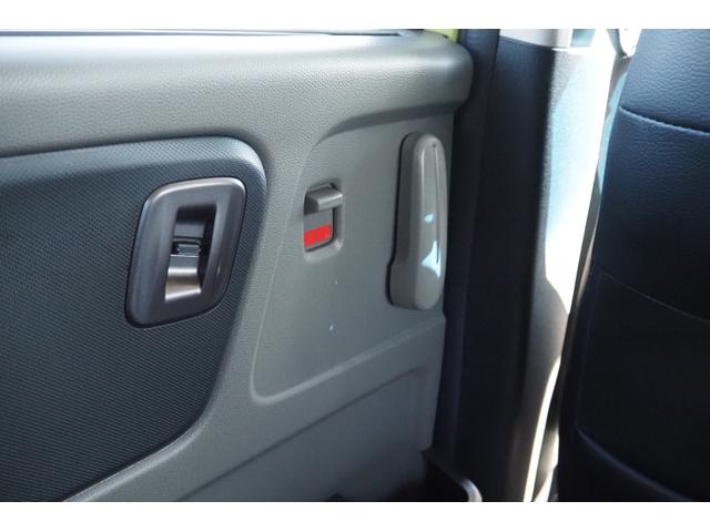 フリードハイブリッド ハイブリッド・ＥＸ　ホンダセンシング／衝突軽減ブレーキ／クルーズコントロール／両側パワースライドドア／ＬＥＤヘッドライト／アルミホイール／純正ナビ／ＴＶ（ワンセグ）／バックカメラ／アップルカープレイ／（13枚目）