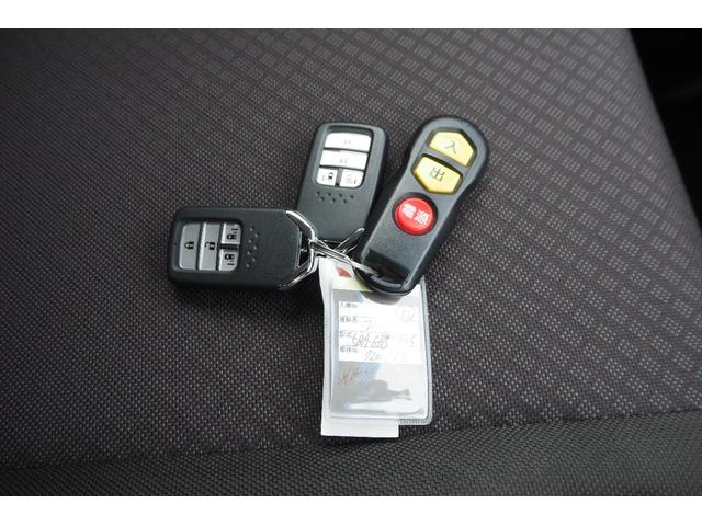 フリード G ホンダセンシング/前後ドラレコ/両側パワースライドドア/衝突軽減ブレーキ/クルーズコントロール/LEDヘッドライト/純正ナビ/ETC/TV/バックカメラ/TV/サイドカーテンエアバック/(53枚目)