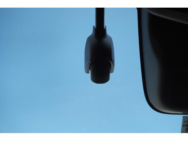 ヴェゼル e:HEVX ホンダセンシング/前後ドラレコ/衝突軽減ブレーキ/クルーズコントロール/LEDヘッドライト/アルミホイール/純正ナビ/ETC/TV/バックカメラ/パドルシフト/サイドカーテンエアバック/(3枚目)