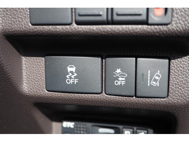 フリードハイブリッド ハイブリッド・Gホンダセンシング ドラレコ(前)/衝突軽減ブレーキ/クルーズコントロール/両側パワースライドドア/ETC/TV(ワンセグ)/バックカメラ/純正ナビ/LEDヘッドライト/(8枚目)