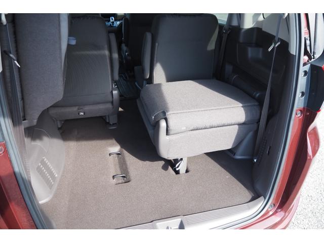 フリードハイブリッド ハイブリッド・Gホンダセンシング ドラレコ(前)/衝突軽減ブレーキ/クルーズコントロール/両側パワースライドドア/ETC/TV(ワンセグ)/バックカメラ/純正ナビ/LEDヘッドライト/(30枚目)