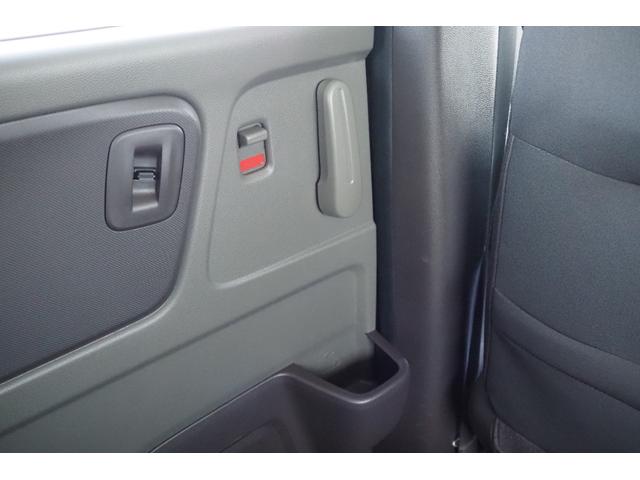 フリードハイブリッド ハイブリッド・Gホンダセンシング ドラレコ(前)/衝突軽減ブレーキ/クルーズコントロール/両側パワースライドドア/ETC/TV(ワンセグ)/バックカメラ/純正ナビ/LEDヘッドライト/(41枚目)