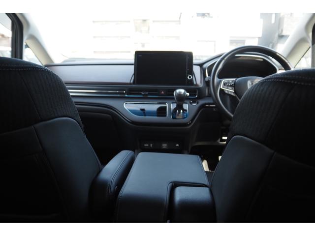 オデッセイハイブリッド e:HEVアブソルート・EX ホンダセンシング/前後ドラレコ/衝突軽減ブレーキ/クルーズコントロール/LEDヘッドライト/アルミホイール/純正ナビ/両側パワースライドドア/ETC/TV/バックカメラ/サイドカーテンエアバック/(2枚目)