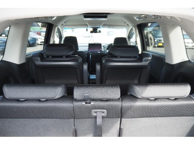 オデッセイハイブリッド e:HEVアブソルート・EX ホンダセンシング/前後ドラレコ/衝突軽減ブレーキ/クルーズコントロール/LEDヘッドライト/アルミホイール/純正ナビ/両側パワースライドドア/ETC/TV/バックカメラ/サイドカーテンエアバック/(40枚目)