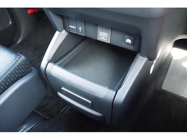 オデッセイハイブリッド e:HEVアブソルート・EX ホンダセンシング/前後ドラレコ/衝突軽減ブレーキ/クルーズコントロール/LEDヘッドライト/アルミホイール/純正ナビ/両側パワースライドドア/ETC/TV/バックカメラ/サイドカーテンエアバック/(52枚目)