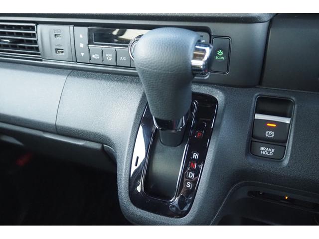 Ｎ－ＢＯＸカスタム ターボ　純正ナビ／マルチビューカメラ／ドラレコ（前）／両側パワースライドドア／ホンダセンシング／衝突軽減ブレーキ／クルーズコントロール／ＥＴＣ／サイドカーテンエアバック／ＬＥＤヘッドライト／アルミホイール（13枚目）