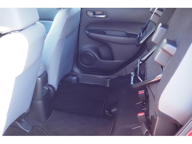 フィット RS ホンダセンシング/衝突軽減ブレーキ/クルーズコントロール/LEDヘッドライト/アルミホイール/ETC/バックカメラ/サイドカーテンエアバック/(30枚目)