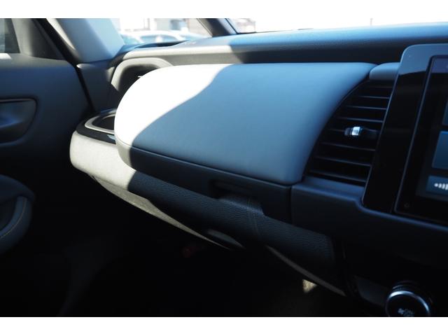 フィット RS ホンダセンシング/衝突軽減ブレーキ/クルーズコントロール/LEDヘッドライト/アルミホイール/ETC/バックカメラ/サイドカーテンエアバック/(38枚目)