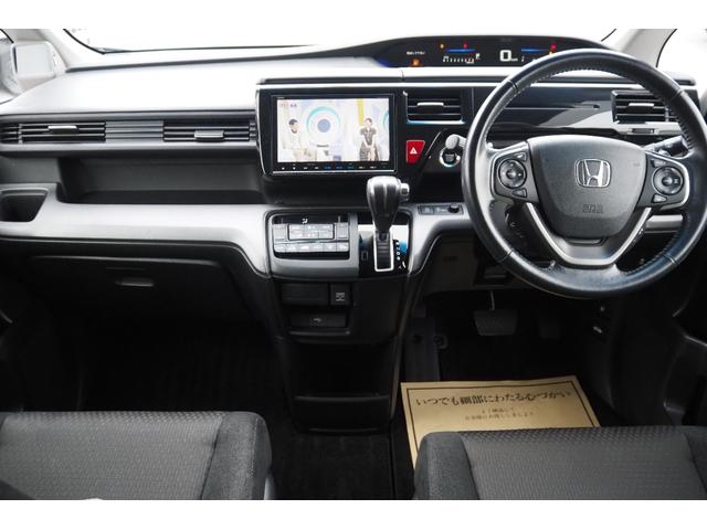 ステップワゴンスパーダ スパーダホンダセンシング　純正ナビ／ドラレコ（前）／ホンダセンシング／衝突軽減ブレーキ／クルーズコントロール／ＬＥＤヘッドライト／両側パワースライドドア／ＥＴＣ／ＴＶ／バックカメラ／アルミホイール／パドルシフト／リア席モニター（3枚目）