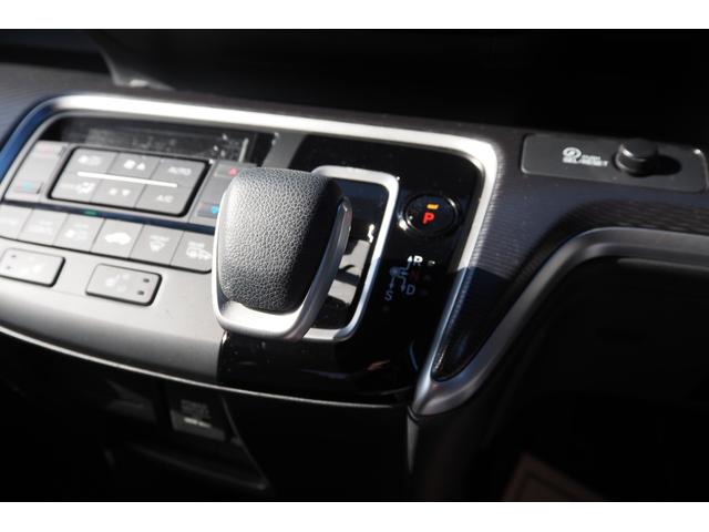 ステップワゴンスパーダ スパーダハイブリッドＧ・ＥＸホンダセンシングブラスタ　純正ナビ／ワクワクゲート／後席モニター／前後ドラレコ／ホンダセンシング／両側パワースライドドア／衝突軽減ブレーキ／ＬＥＤヘッドライト／ＥＴＣ／ＴＶ／バックカメラ／サイドカーテンエアバック／（18枚目）