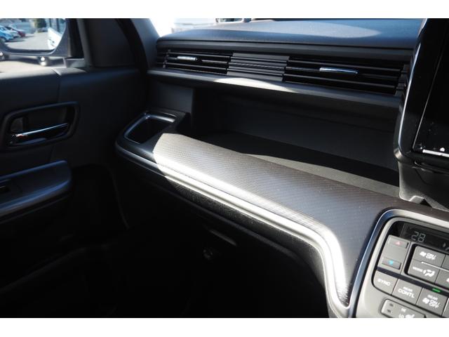 ステップワゴンスパーダ スパーダハイブリッドＧ・ＥＸホンダセンシングブラスタ　純正ナビ／ワクワクゲート／後席モニター／前後ドラレコ／ホンダセンシング／両側パワースライドドア／衝突軽減ブレーキ／ＬＥＤヘッドライト／ＥＴＣ／ＴＶ／バックカメラ／サイドカーテンエアバック／（28枚目）