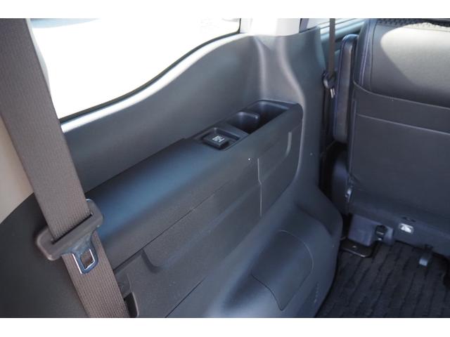 ステップワゴンスパーダ スパーダハイブリッドＧ・ＥＸホンダセンシングブラスタ　純正ナビ／ワクワクゲート／後席モニター／前後ドラレコ／ホンダセンシング／両側パワースライドドア／衝突軽減ブレーキ／ＬＥＤヘッドライト／ＥＴＣ／ＴＶ／バックカメラ／サイドカーテンエアバック／（45枚目）