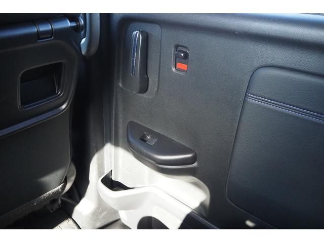 ステップワゴンスパーダ スパーダハイブリッドＧ・ＥＸホンダセンシングブラスタ　純正ナビ／ワクワクゲート／後席モニター／前後ドラレコ／ホンダセンシング／両側パワースライドドア／衝突軽減ブレーキ／ＬＥＤヘッドライト／ＥＴＣ／ＴＶ／バックカメラ／サイドカーテンエアバック／（51枚目）